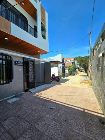 Nhà 2 tầng Trần Đình Nam 📌📌📌LÀM VIỆC TRỰC TIẾP GIÁ TỐT