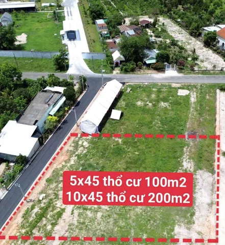 Chủ gửi 5 lô giá full 545tr/lô 5x45m, mặt tiền đường nhựa 8m, đối diện đang kinh doanh quán Café ở Bình Dương cũ.