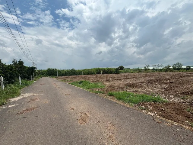 Bán Đất 230m² thổ cư 100m² giá 460 triệu tại Trung Tâm hành chính xã Phước Thành Hồ Chí Minh