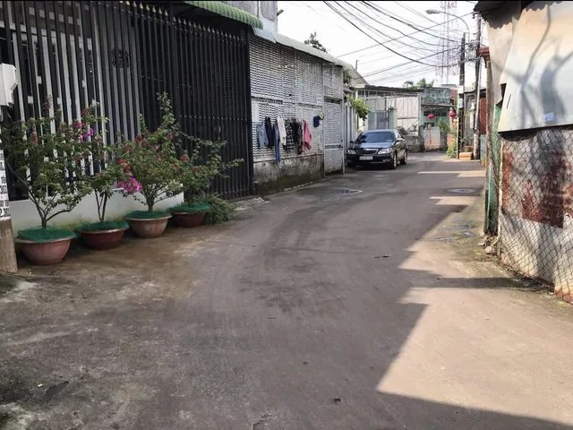 Chủ cần bán nhanh lô đất trung tâm tp long khánh cũ . Đường to . Ô tô thông tứ phía