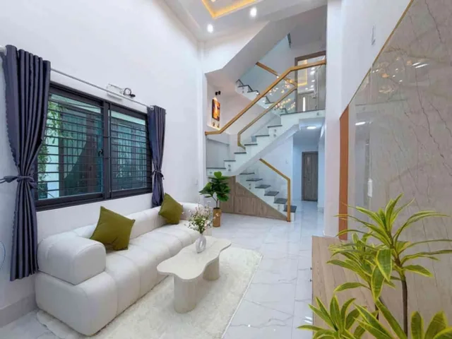 BÁN NHÀ 3 TẦNG QUẬN 10 – VỊ TRÍ TRUNG TÂM, KHU DÂN CƯ SẦM UẤT, TIỆN ÍCH BAO QUANH, PHÙ HỢP AN CƯ KẾT HỢP KINH DOANH HOẶC ĐẦU TƯ LÂU DÀI