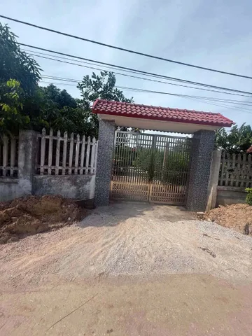 Cần bán gấp nhà xã quang trung. Bán nhà mặt đường chính chủ