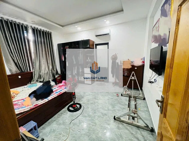 🔥 "THẾ ĐẤT NỞ HẬU PHÁT TÀI ĐỘC BẢN 6.45M – QUY MÔ CAO TẦNG DIỆN TÍCH SÀN KHỦNG 350M²" HẺM LÊ LỢI P.THẮNG NHÌ – KẾT CẤU 4 TẦNG ĐÚC KIÊN CỐ CÔNG NĂNG VIP – SỔ ĐỎ FULL THỔ CƯ – GIÁ ĐẦU TƯ 6.5 TỶ 🔥