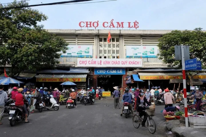 Bán đất tặng nhà Cấp 4, Hai mặt tiền chợ: trước 7.5m,  sau 5.5m. Có nguồn thu nhập 20tr/ tháng.
10.5tr có thương lượng.