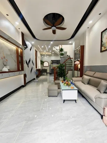 Nhà Lê Đình Cẩn Bình Trị Đông-DT 60 M2-Chỉ 5.38 Tỏi ( TL)