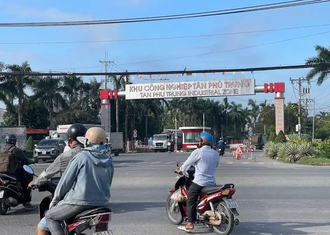 CHỦ CẮT LỖ BÁN NHANH LÔ ĐẤT ĐỐI DIỆN KCN
