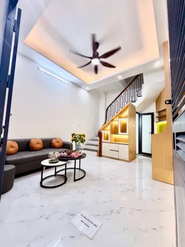 Khâm Thiên, 20m x 5tầng x 3PNKK ngõ nông dân xây tối ưu công năng, an sinh đẳng cấp.