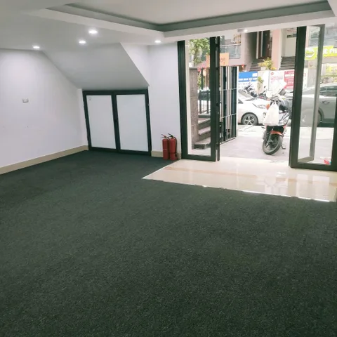 Cho thuê nhà LK Mặt Đường Hàm Nghi, Nam Từ Liêm 96M x 6T THANH MÁY giá 60 triệu