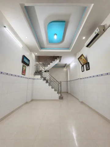 🔥 4.5 TỶ SỞ HỮU NHÀ RIÊNG NGAY NGÃ TƯ BỐN XÃ – KHÔNG CÒN CĂN THỨ HAI