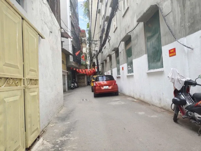 Bán đất tằng nhà 2 tầng hà phố Cự Lộc 3 thoáng sau quy hoạch ra sát phố.