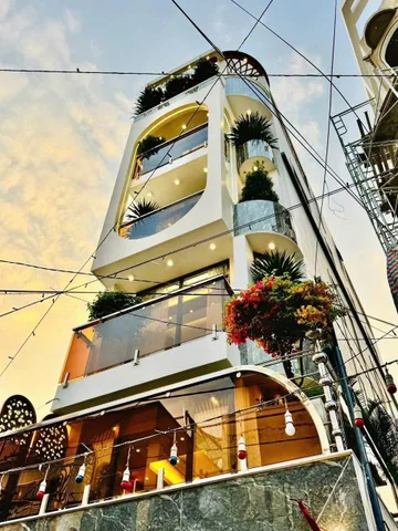 Nhà đẹp giá thỏa thuận gần MT Diên Hồng, P.1, Q. Bình Thạnh – 67.6m2 giá 22tỷ630tr. Sổ chủ giữ.
