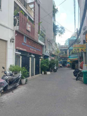 NHÀ NI SƯ HUỲNH LIÊN – LẠC LONG QUÂN – BÀU CÁT – 2 TẦNG – GIÁ TỐT HIẾM CÓ – CHỈ 6.7 TỶ