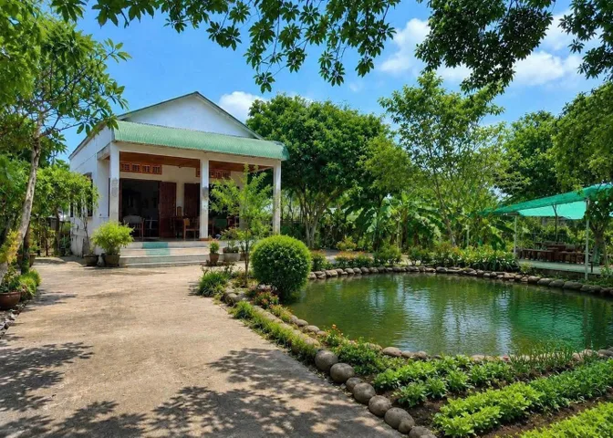 Tài chính 2 tỷ đất rộng có sẵn nhà ở gần chợ Búng - Thuận An