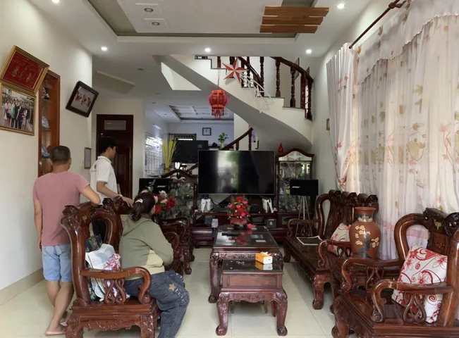 CƠ HỘI SỞ HỮU NHÀ ĐẸP TẠI QUẬN 10 – VỊ TRÍ TRUNG TÂM THÀNH PHỐ, TIỆN ÍCH HOÀN CHỈNH, KHU DÂN CƯ VĂN MINH, PHÙ HỢP AN CƯ HOẶC KHAI THÁC KINH DOANH