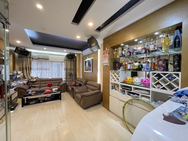 🔥 BÁN NHÀ NGUYỄN VĂN CỪ - 60M2 - 5 TẦNG - SÁT MẶT PHỐ - 14.75 TỶ 🔥