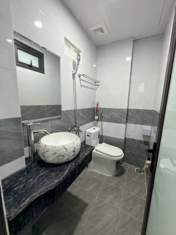 Ngõ 7m KIM GIANG gần cầu Lủ, chỉ 10.X tỷ, 45m2 x 5 T lô góc, mặt tiền 4m.