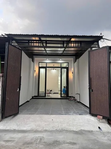 Vợ chồng ly dị.cần bán gấp chia tài sản - 2 TỶ 5 - SỔ RIÊNG - BÌNH CHÁNH GẦN CHỢ