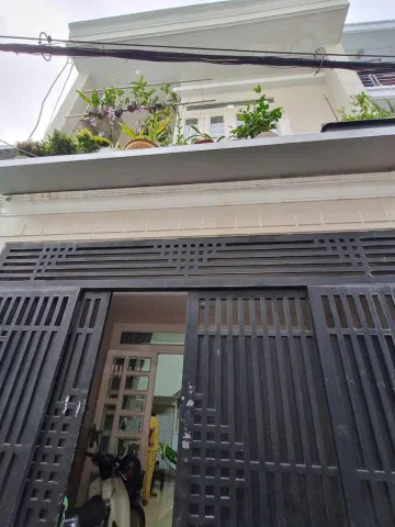 Định cư nước ngoài bán gấp nhà 1 trệt lầu, 44m2 giá 4tỷ1,2PN,2WC tại Gia Định,HCM. Liên Hệ: 0559371035 gặp Bảo Ngọc