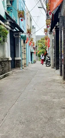🔥 "VÙNG LÕI NỘI ĐÔ TRUNG TÂM PHÂN KHU VIP BA CU – CÁCH BIỂN BÃI TRƯỚC CHỈ 1KM" KẾT CẤU 4 TẦNG ĐÚC KIÊN CỐ CHẮC CHẮN – DIỆN TÍCH 68.3M² NGANG 4.45M – HƯỚNG TÂY NAM – SUẤT ĐẦU TƯ CẢI TẠO SINH LỜI KHỦNG – GIÁ NGỢP 5.5 TỶ 🔥