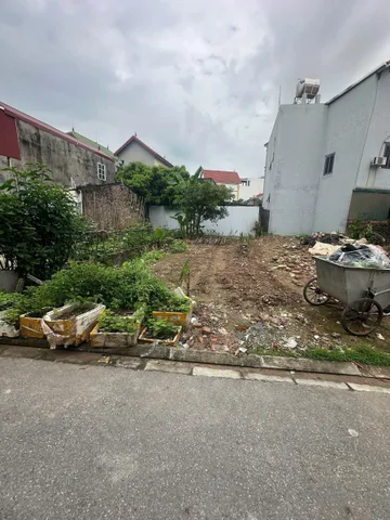 Nhỉnh 4 tỷ có ngay mảnh đất 55m2 ở Đa Tốn, đường ô tô 7 chỗ vào đất.