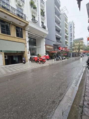 BÁN NHÀ ĐƯỜNG HOÀNG ĐẠO THÀNH, 60M2 7 TẦNG, THANG MÁY, GARA Ô TÔ