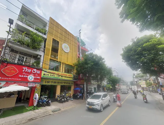 Mặt Tiền : 100 - 102 Đồng Đen, P.14, Q.Tân Bình- 75 triệu/tháng