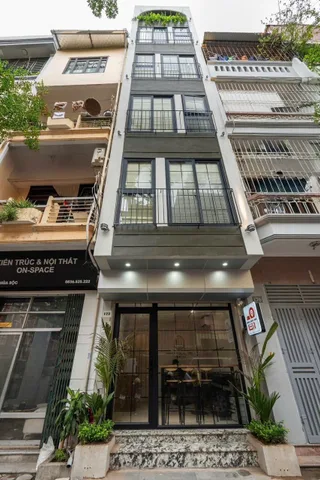 🏡 SIÊU PHẨM CHÙA BỘC – 2 MẶT NGÕ – Ô TÔ ĐỖ CỬA – SÁT VÁCH ĐẠI HỌC THỦY LỢI – 6 TẦNG THANG MÁY – DÒNG TIỀN 70TR/THÁNG