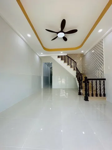 🏡NHÀ MẶT TIỀN Hẻm 10m. 500m ra QL50. Chủ cần tiền làm ăn kinh doanh muốn bán nhanh trong tháng . Khách quan tâm liên hệ bớt lộc mạnh.