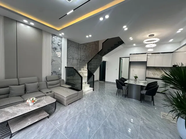 Bán nhà tại Bình Hưng quận Bình Chánh TP HCM giá chỉ 2T630TR shr sang tên ngay