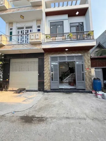 Bán nhà Xuân Thới Sơn Hóc Môn - Cách Ngã Ba Giồng 5 Phút - Đường ô tô thông