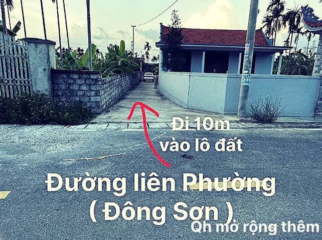 Chủ gửi  60 m Đông Sơn ngõ ô tô cách đường liên phường 20m. L/h:076.231.9990 e Thuý. Tiềm năng để đầu tư