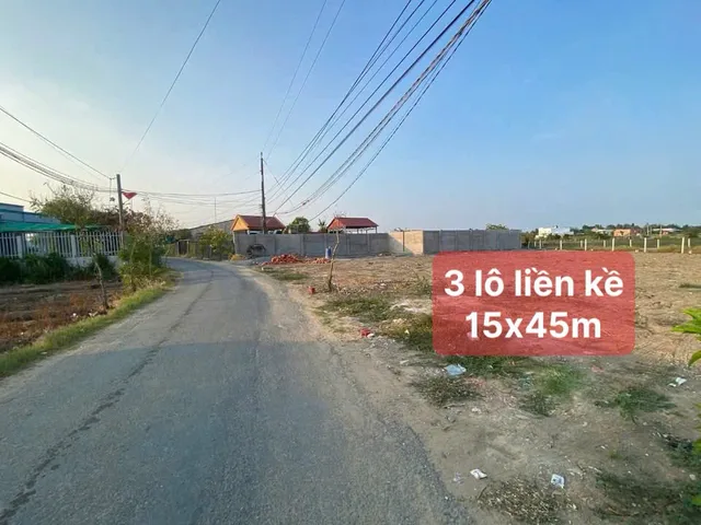 Chủ gửi 3 lô liền kề, diện tích 1 lô 225m2, giá full 585tr/lô cách Trường học Minh Thạnh 500m.