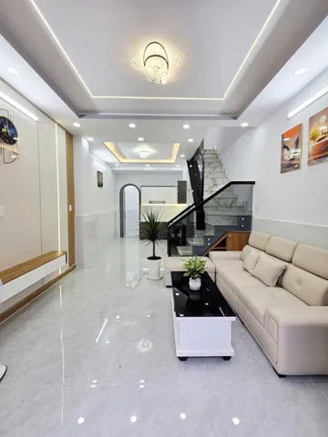 NHÀ NGỘP CẦN BÁN GẤP 60M2 GỒM 2PN, 3WC TẠI PHƯỜNG 10 QUẬN 10