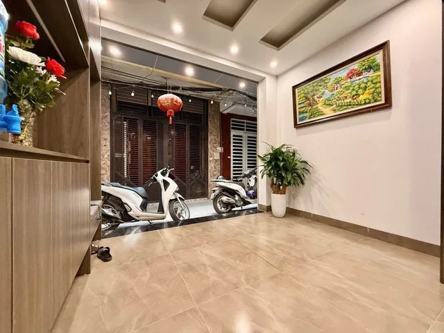 Canh Đền Lừ 4Om2* 6 Tầng thang máy