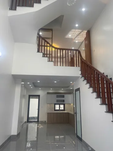 Chính chủ gửi bán nhà phân lô Bộ Tư Lệnh Đặc Công Đông Mỹ, nhà mới tinh xây 4 tầng. Giá chỉ 6.8 tỷ ctl