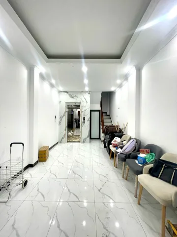 Bán nhà🏡 PHÂN LÔ Vũ Tông Phan - Ô TÔ TRÁNH NHAU TRƯỚC CỬA - NHÀ DÂN XÂY CHẮC CHẮN - CÁCH PHỐ 30M - SÁT VÀNH ĐAI 2.5 - ĐẦU TƯ ĂN NGAY ‼️6 Tầng - 12.6 Tỷ.