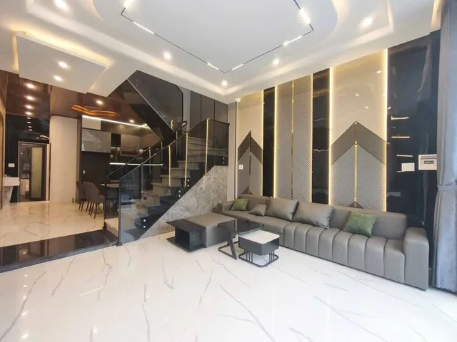 Thanh lý nhà 3 tầng giá chỉ 2 tỷ ở đường TRẦN XUÂN SOẠN Q7 - HẺM XE HƠI- CHỈ 2 TỶ TL