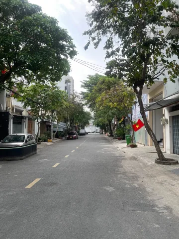 + Vị Trí : Mặt Phố Khu Họ Lê , Thạch Lam, Nguyễn Sơn trung tâm quận Tân Phú