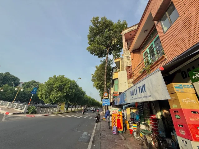 SIÊU PHẨM MẶT TIỀN ĐƯỜNG- GẦN HOÀNG SA - PHẠM VĂN HAI- CMT8 - VỪA Ở VỪA KINH DOANH - CHỈ 12 TỶ NHỈNH