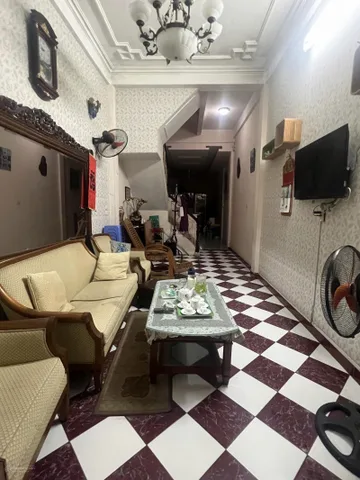 🏡 CẦU GIẤY HIẾM NHÀ 60M² – 4 PHÒNG NGỦ -     GẦN CHỢ NGHĨA TÂN – CÔNG VIÊN NGHĨA ĐÔ – GIÁ CHỈ 15 TRIỆU