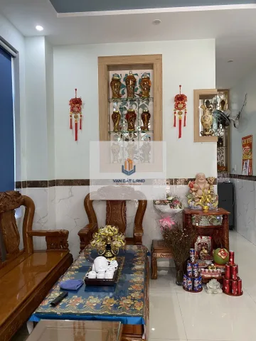 🔥 "TỌA ĐỘ VÀNG CẬN BIỂN – TRỤC HẺM LỚN HAI Ô TÔ TRÁNH NHAU THÊNH THANG – SÁT VÁCH KHU QUÂN ĐỘI AN NINH TUYỆT ĐỐI" TRẦN PHÚ – QUỸ ĐẤT KHỦNG 114.9M² ĐÃ HOÀN CÔNG SỔ HỒNG RIÊNG – KẾT CẤU 3 TẦNG ĐÚC CÔNG NĂNG SIÊU VIP 5PN – GIÁ ĐẦU TƯ 8.3 TỶ 🔥