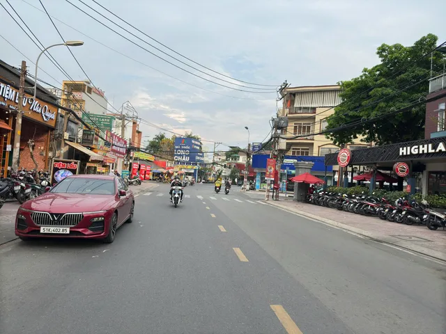 377 - SIÊU HIẾM- RẺ NHẤT KHU VỰC- NHÀ 1T3L MẶT TIỀN KHU VIP NGAY HOÀNG DIỆU 2- KD MỌI NGÀNH NGHỀ