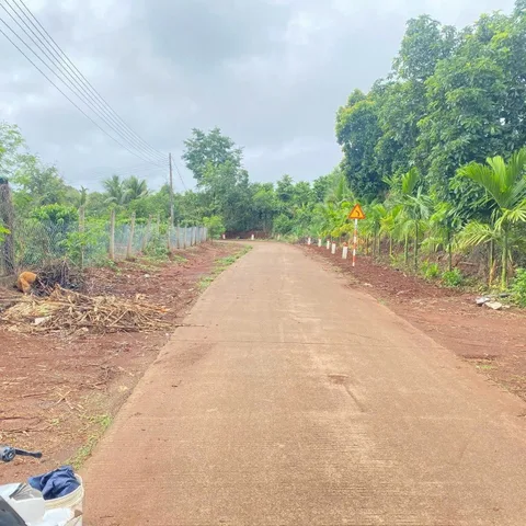 ♥️ View hồ thổ cư bám mặt hồ♥️♥️ Chỉ 739tr

♥️Dt 1000m2 sẵn 80m2 thổ cư,