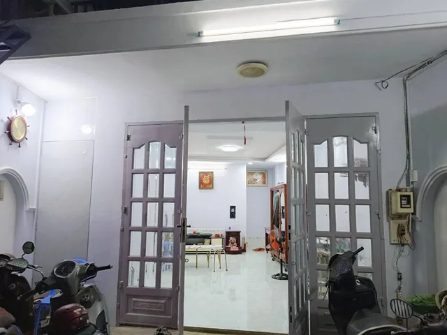 BÁN NHÀ HỒ HỌC LÃM BÌNH TÂN, DT 5x20M, MẶT TIỀN ĐƯỜNG NHỰA, CHỈ NHỈNH 6 TỶ (G37)