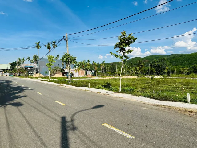 Mặt tiền đường nhựa 10m5 cực đẹp chính chủ - giá chỉ từ 1ty3 mua ngay kẻo hết