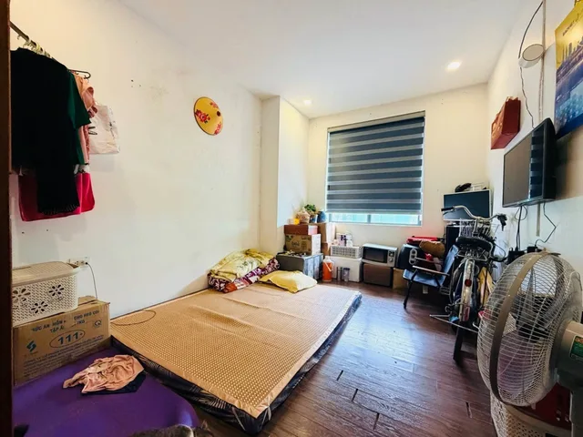 Cần Trả Tiền Ngân Hàng Bán Chung Cư Sài Đồng, Long Biên 70m2, chỉ 3,88 tỷ