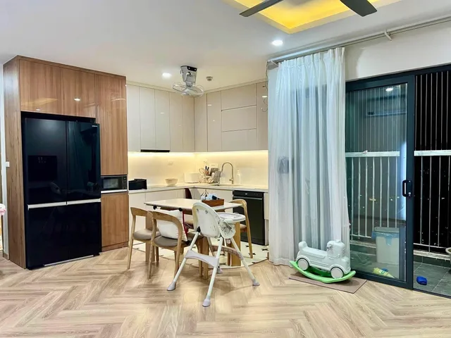 Bán chung cư Phố Vạn Hanh, Việt Hưng, Long Biên 70m2, chỉ 4,3 tỷ (sổ giao dịch ngay)