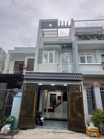 Nhà mặt tiền kinh doanh mua bán ngay cầu vượt tân thới hiệp Q12