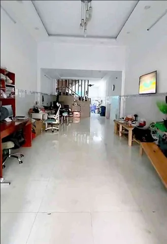 KHÁCH

🚨 HIẾM! 80M² NGAY NGÃ TƯ TRUNG CHÁNH – CHỈ 4.15 TỶ