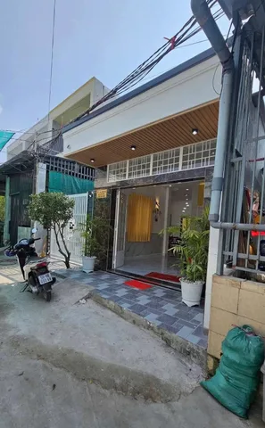 GIẢM MẠNH NHÀ _SHR _ TL MẠNH CHO KHÁCH THIỆN CHÍ_ DT 95m2 _( KHÔNG PHÁT SINH CHI PHÍ NÀO )